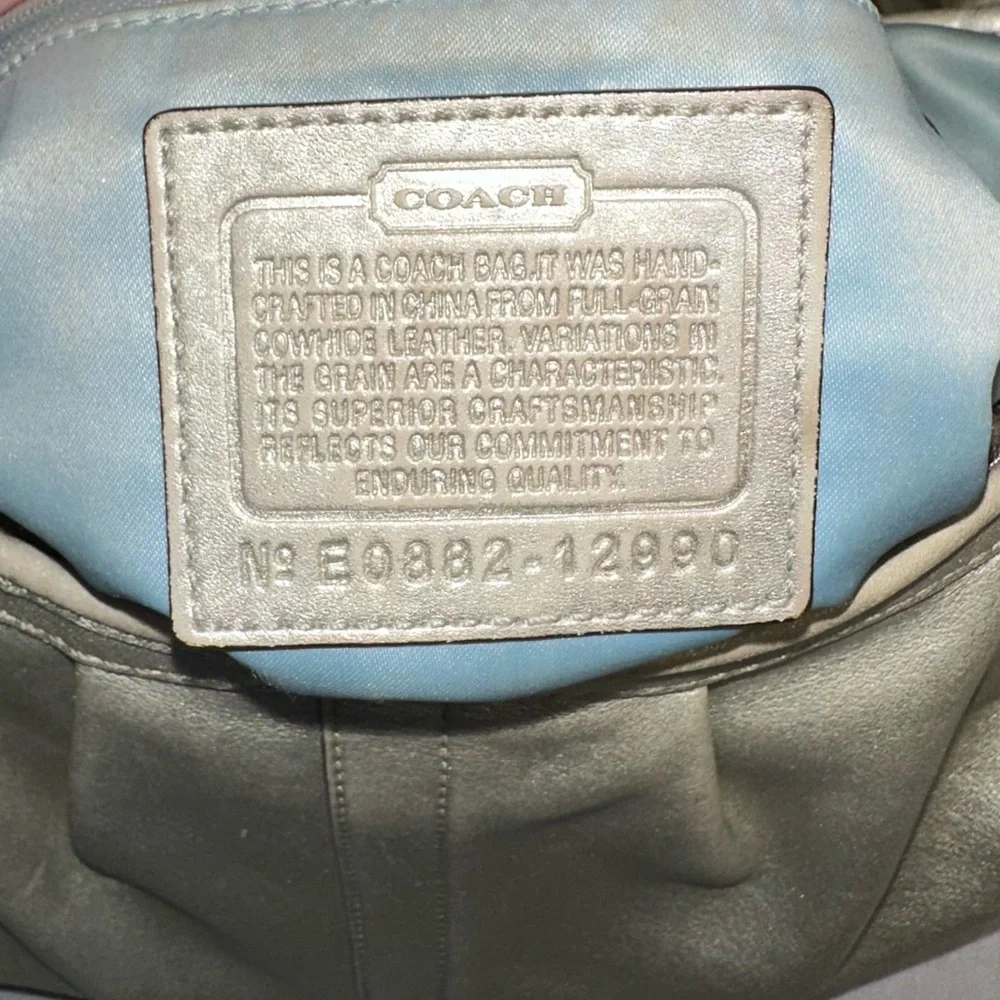 Coach •  Vintage Gold Shoulder Hobo Ergo Pleated Purse • Leather Bag - Picture 5 of 11